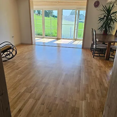 ⌂ Privatwohnung Lejlighed *